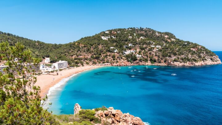 Que faire lors d’un voyage à Ibiza ? Activités et lieux incontournables